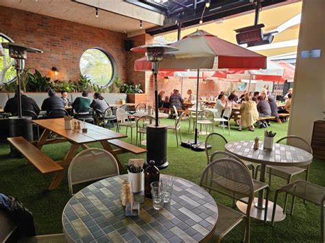 victoria hotel yarraville|hotels in yarraville melbourne.